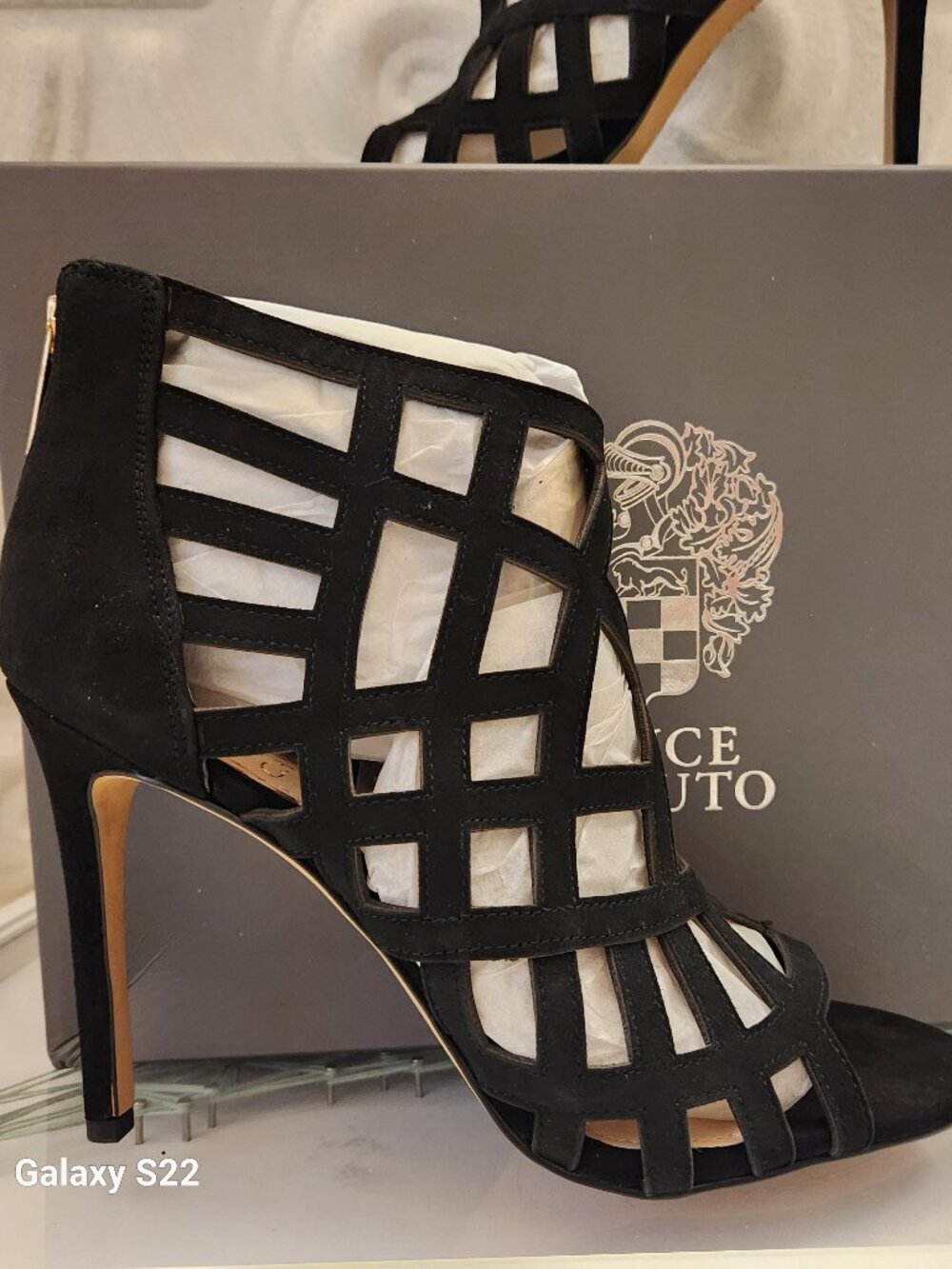 Vince Camuto Tatianna Black True Suede Heeled Sandals. NIB. Size 8